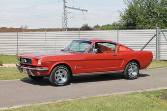1966 Ford Mustang Fastback 289 V8, manuál, perfektní stav
