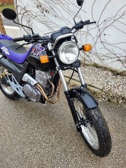 Honda SLR 650, el.štartér, len 11.200 km, TOP STAV