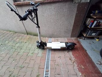 CITY BOSS  GV4 / Epic s.r.o.  ČR