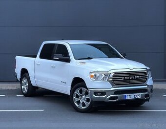 DODGE RAM 1500 BIGHORN 5,7 V8 HEMI 295kw