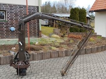 Prodám starší hydraulickou ruku