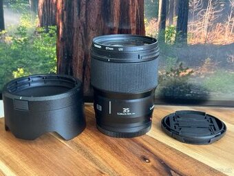 Objektiv Panasonic Lumix S 35mm a fotoaparát S9