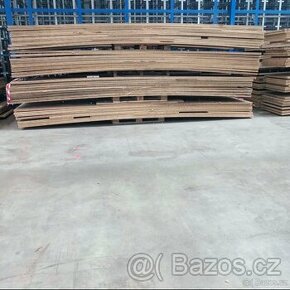 Použité dřevotřískové DTD desky 38mm Rozměr 5x1m