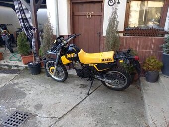Yamaha XT 350 - 1