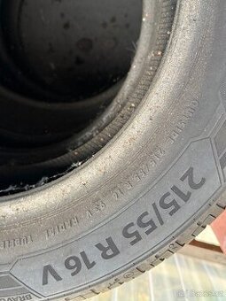Pneu 215/55R16