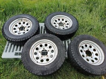 Suzuki samurai kola