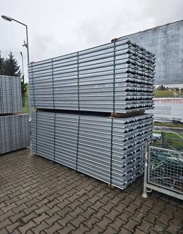 Lešení Baumann 200m2