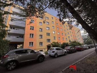 Pronájem světlého bytu 2+1 s balkonem v žádané lokalitě Klad