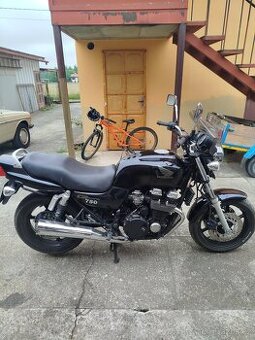 Honda cb 750 sevenfifty