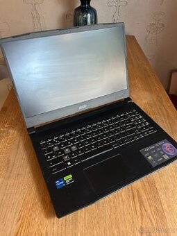 Herní notebook MSI Katana 15
