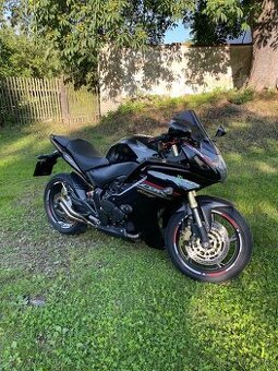 Honda cbr 600f
