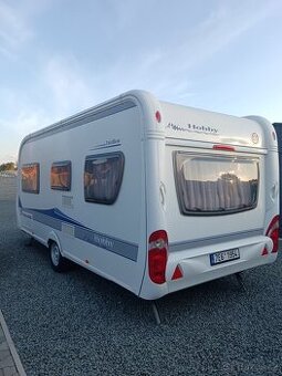 Karavan Hobby 495
