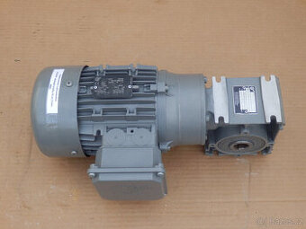 Elektromotor s převodovkou 550W 55ot./1min.