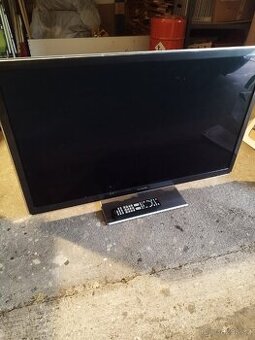 Televize Panasonic 106 cm