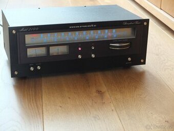 MARANTZ 2100 Black Stereo tuner FM/AM (1978-1980)