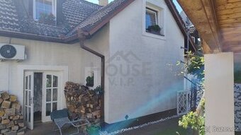 Prodej rozsáhlé usedlosti, 203 m² na pozemku 1161, Hýskov, o