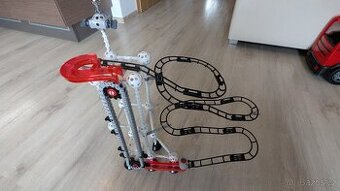 Kuličková dráha s automatickým výtahem Space odyssey