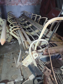 samonakládací vůz MV7-20