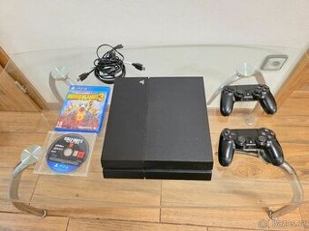 PlayStation 4 500Gb(CUH-1004A) + 2x ovladač + kabely +2x Hry