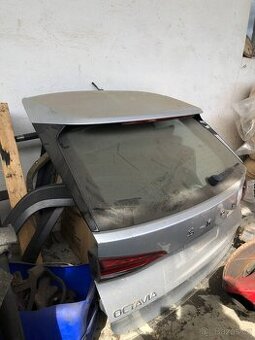 Zadní kapota Škoda octavie 3