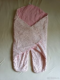 Zavinovačka a hnízdo