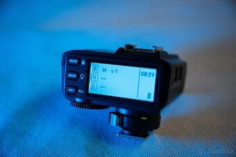 Dálkový rádiový odpalovač Godox X2T pro Canon