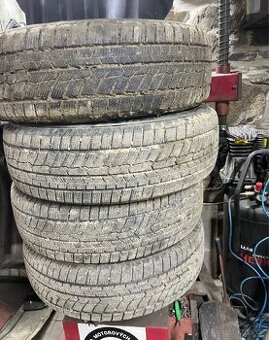 Zimní pneu Fortune snowfun FSR-901 205/70/15