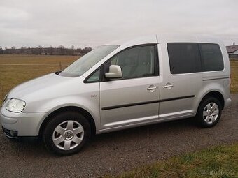 VW Caddy 1.9 Tdi 77kw Life Gewinner, 1.majitelka