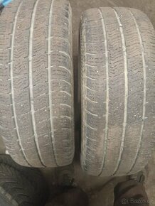 Zimní pneumatiky Barum 205 65 r16