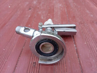 Prodám narážečku na pivo - žehlička vč. rychlospojek