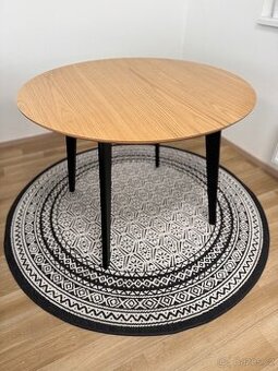 Kulatý jídelní stů DUB 105cm + Kulatý koberec 160cm
