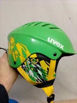 Dětská lyžařská helma Uvex