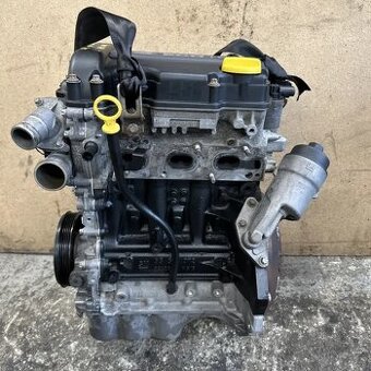 Prodám motor Opel Corsa 1.0 12v 48kw A10XEP 61tkm. Motor je