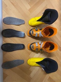 Lyžařské boty / Přeskáče 215mm