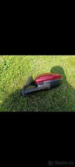 Zrcátko 208 model 2021