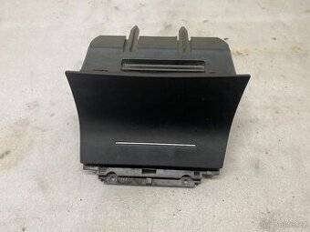 ŠKODA OCTAVIA 2 2004-2013 - PŘEDNÍ POPELNÍK ČERNÝ