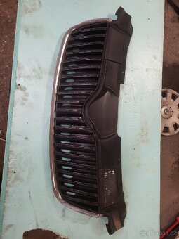 Škoda fabia 2 combi, roleta mlhovky maska