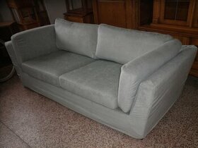 Moderní polštářová sedačka - světle modrá