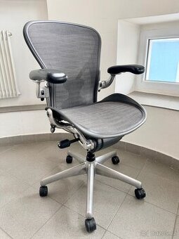 kancelářská židle Herman Miller Aeron Exclusive