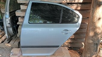 Škoda Octavia 2 dveře.