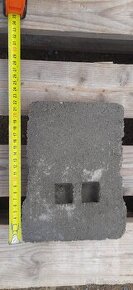 Betonová komínová dvířka