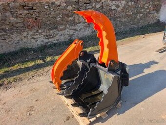 Drapák - lopata s přidržovačem pro 4-9t