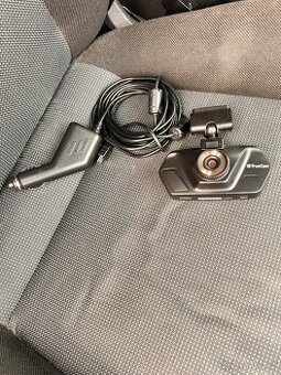 Camera do auta TRUECAM