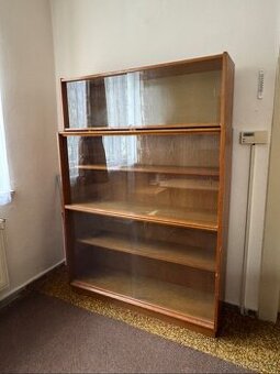 Retro knihovna s nástavcem