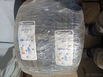 Letní pneu Barum Bravuris 5HM 205/65 R15 94V - 2ks