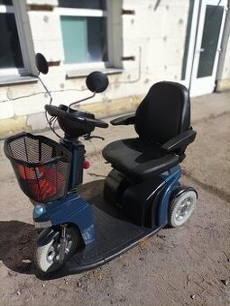 Elektrická trikolka pro seniory