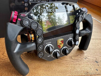 Porsche 911 RSR sim závodní volant od GRID