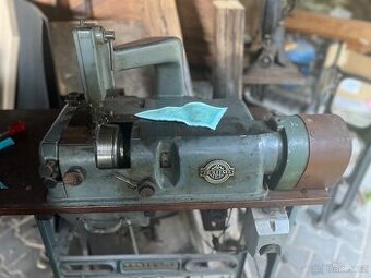 Kosící stroj na kůži Textima - 1