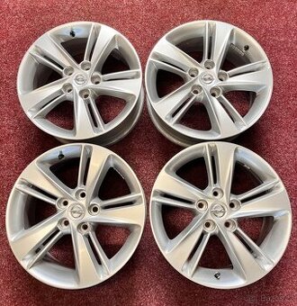 5x115 R17 Originál Alu Opel Insignia B - 2021 - TOP STAV
