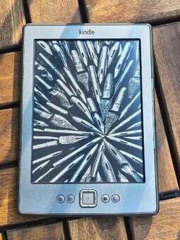 Čtečka knih Amazon Kindle 4